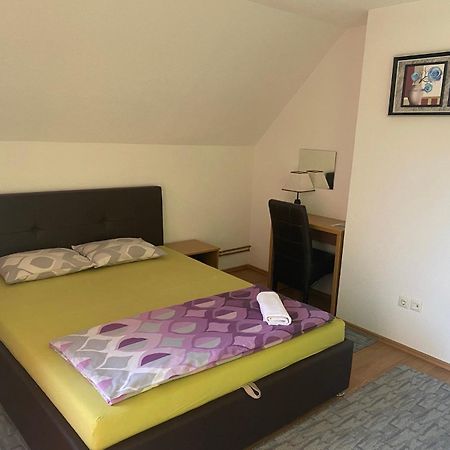 Restoran&Motel And Apartmants Lovacka Prica Tesanj Eksteriør billede