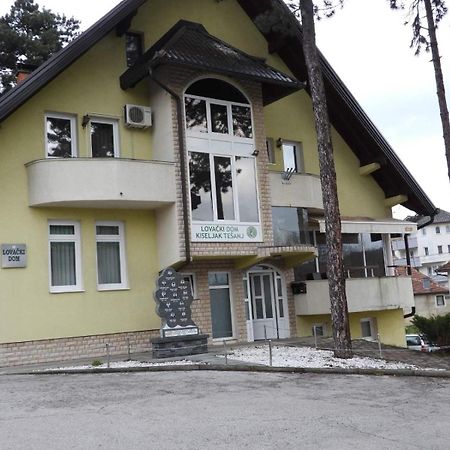Restoran&Motel And Apartmants Lovacka Prica Tesanj Eksteriør billede