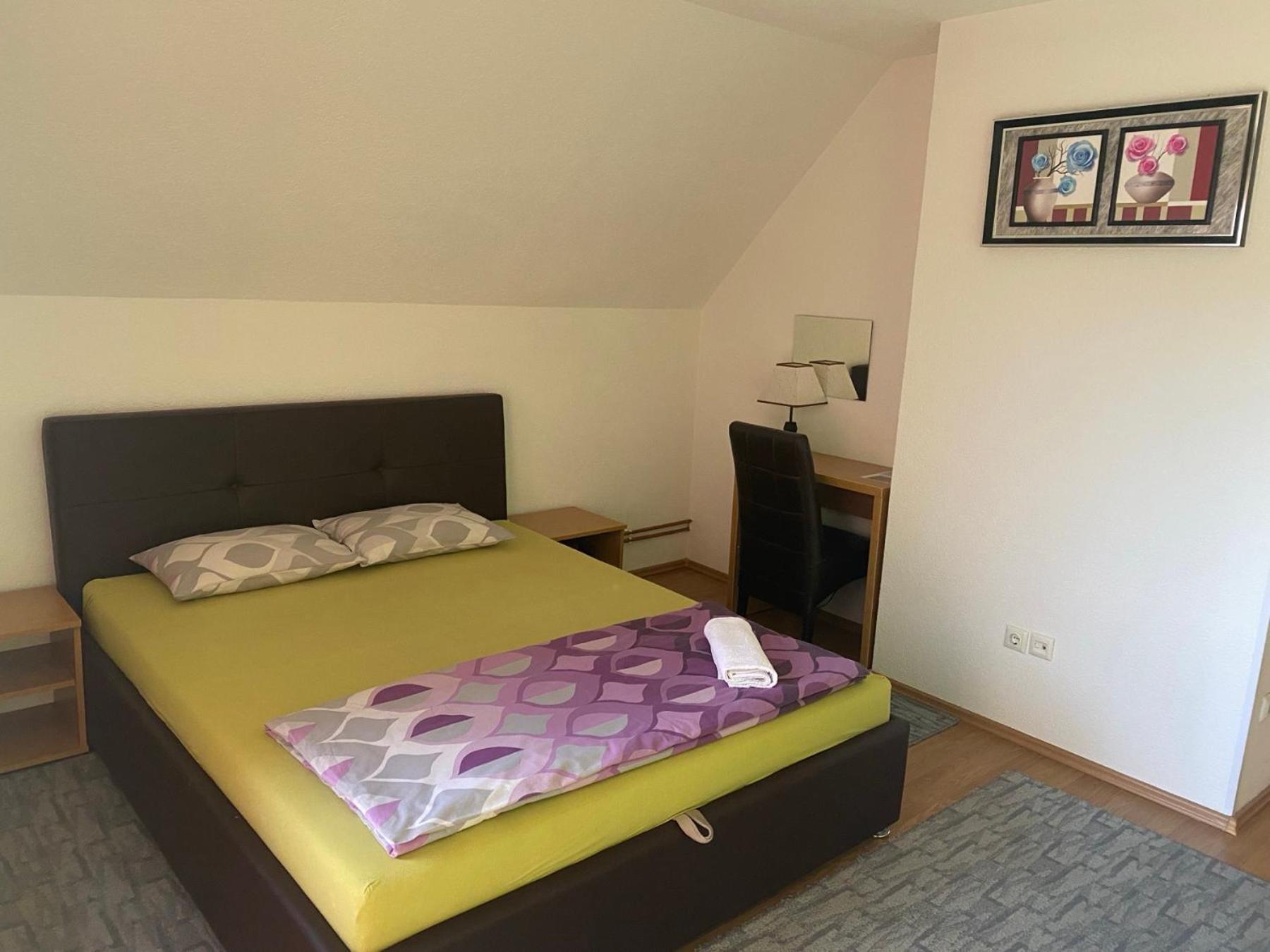 Restoran&Motel And Apartmants Lovacka Prica Tesanj Eksteriør billede